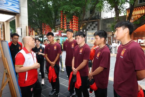 国产字幕制服中文在线